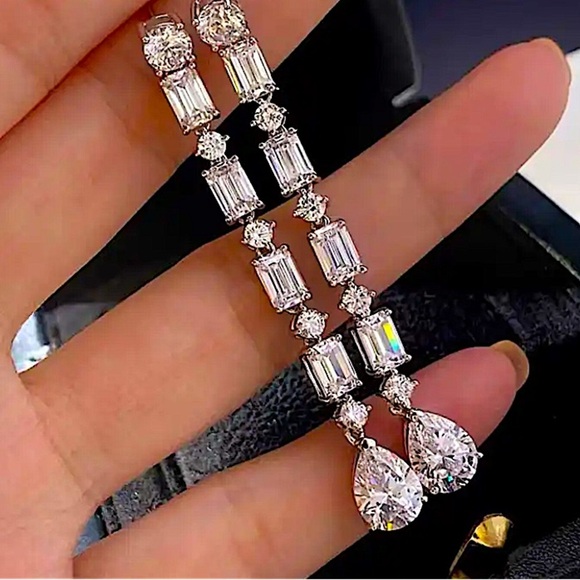 Silver Zircon Geometric Dangle Earrings - Picture 2 of 4